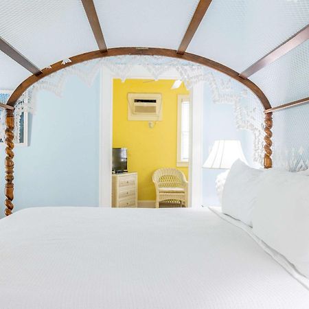 Deluxe King With Balcony - At James House With Parking! Key West Eksteriør bilde