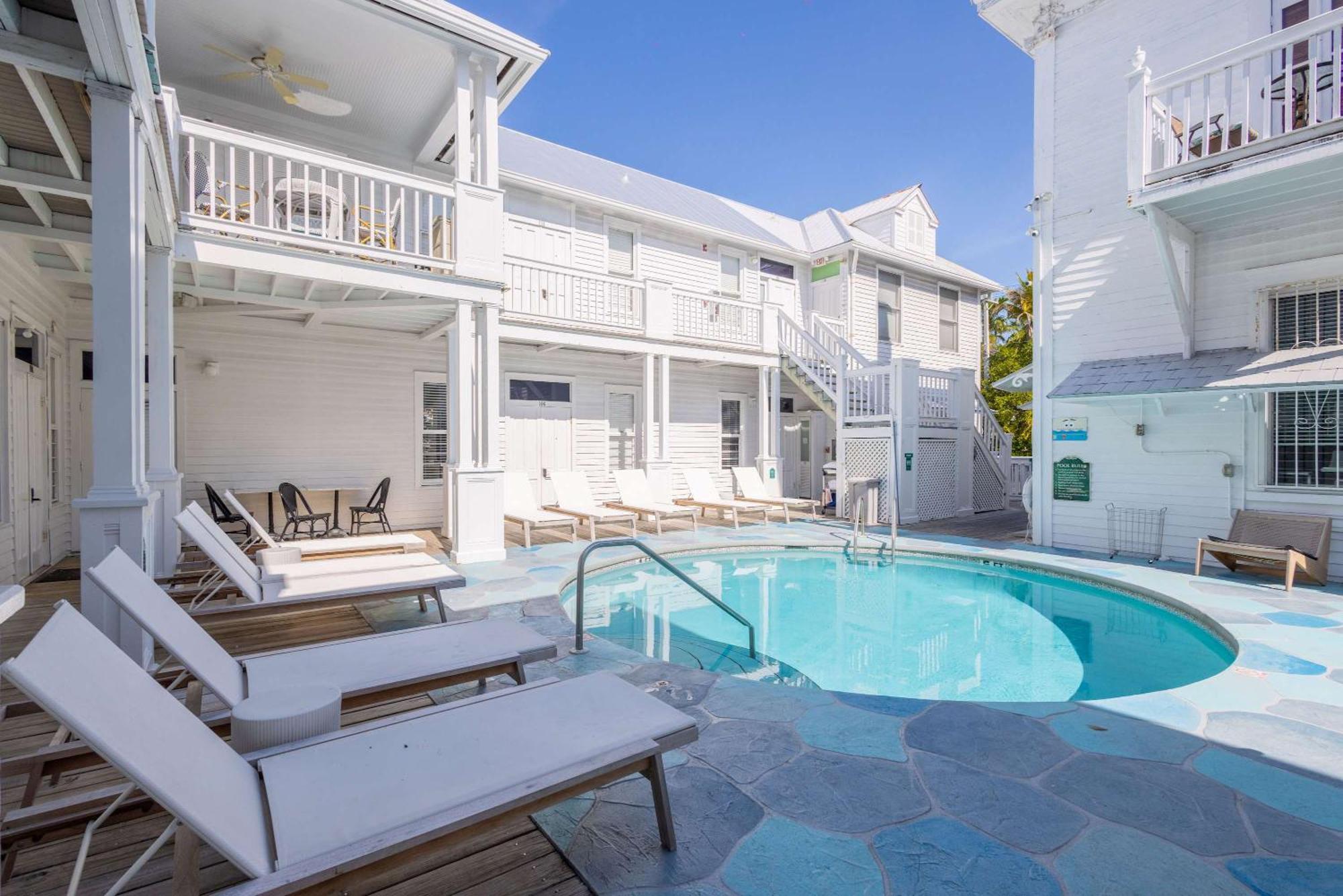 Deluxe King With Balcony - At James House With Parking! Key West Eksteriør bilde