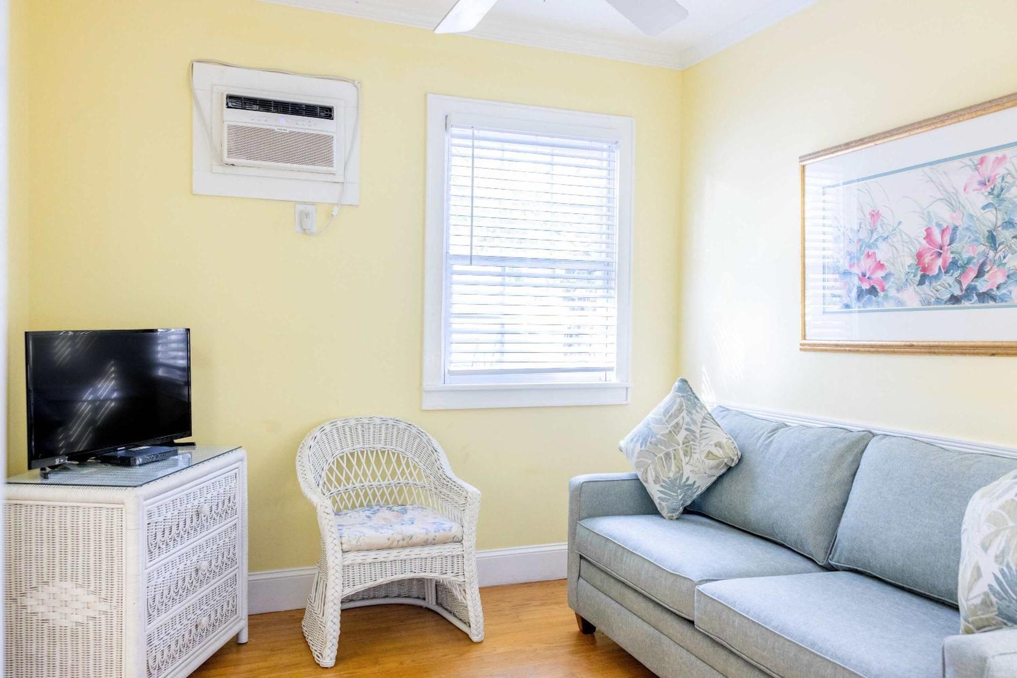 Deluxe King With Balcony - At James House With Parking! Key West Eksteriør bilde